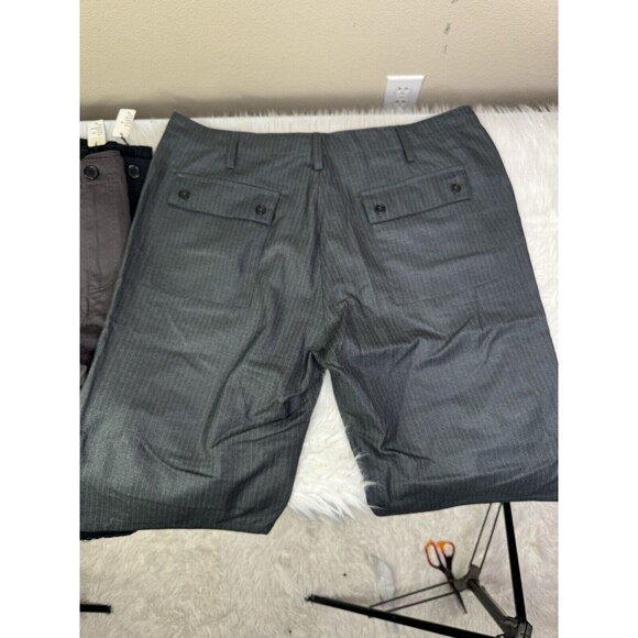 3 Pairs Gramercy Men’s Shorts 3 Different Styles New Size 38 - Picture 11 of 11